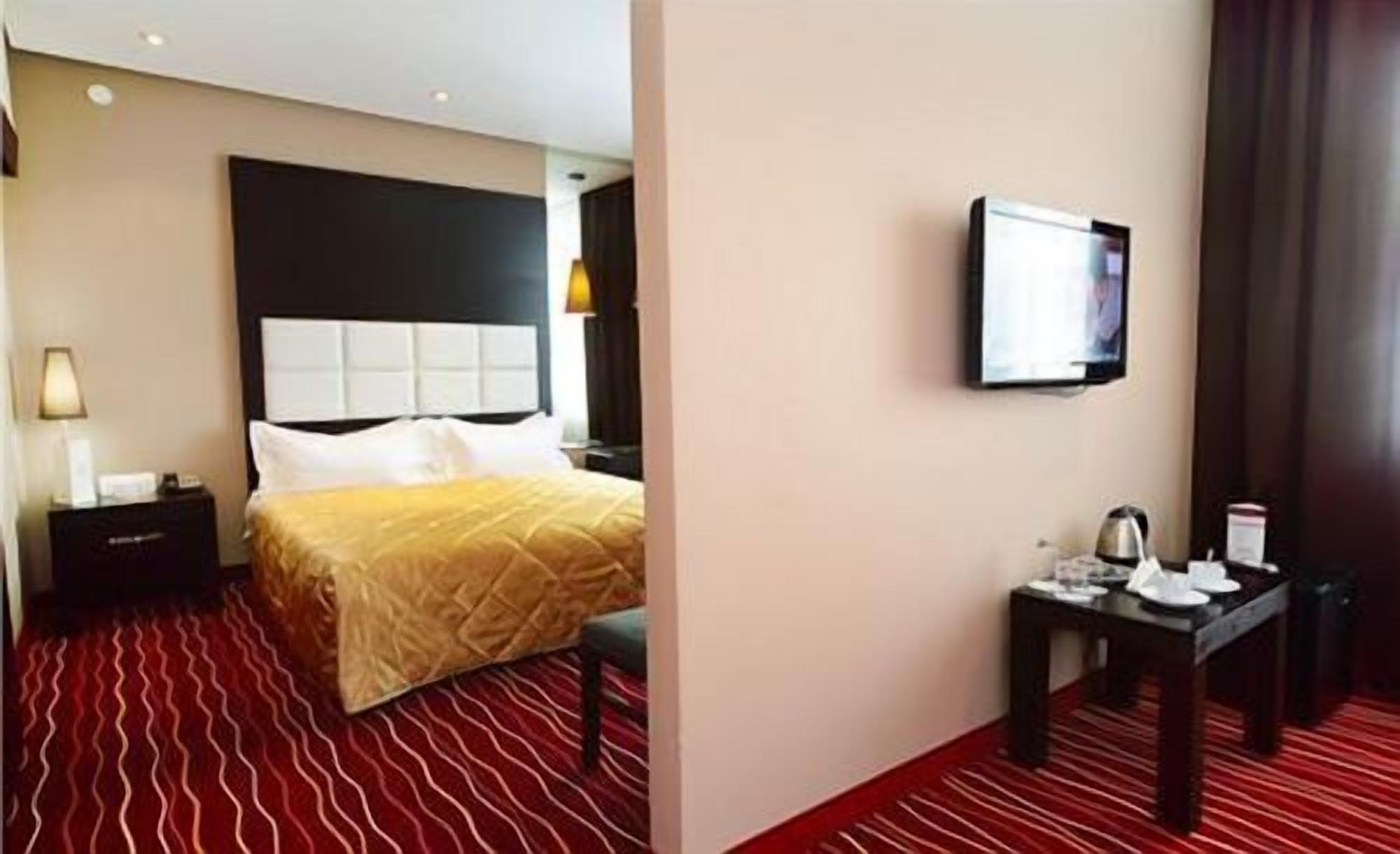 Hotel Manhattan