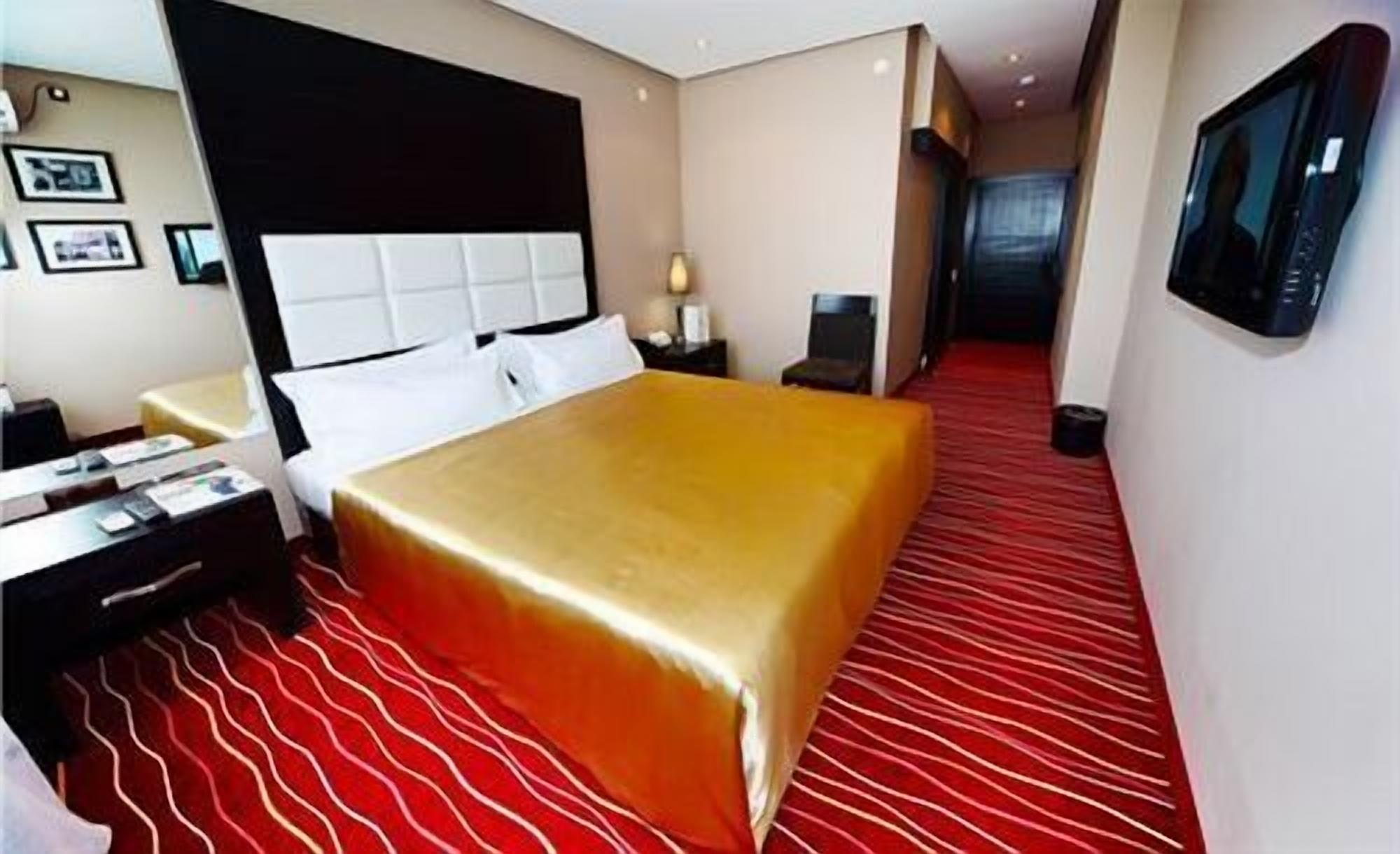Manhattan Nur-Sultan (Astana)