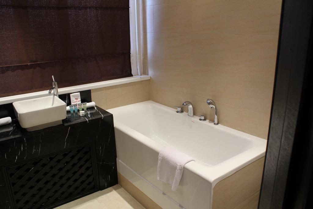 Manhattan 4*