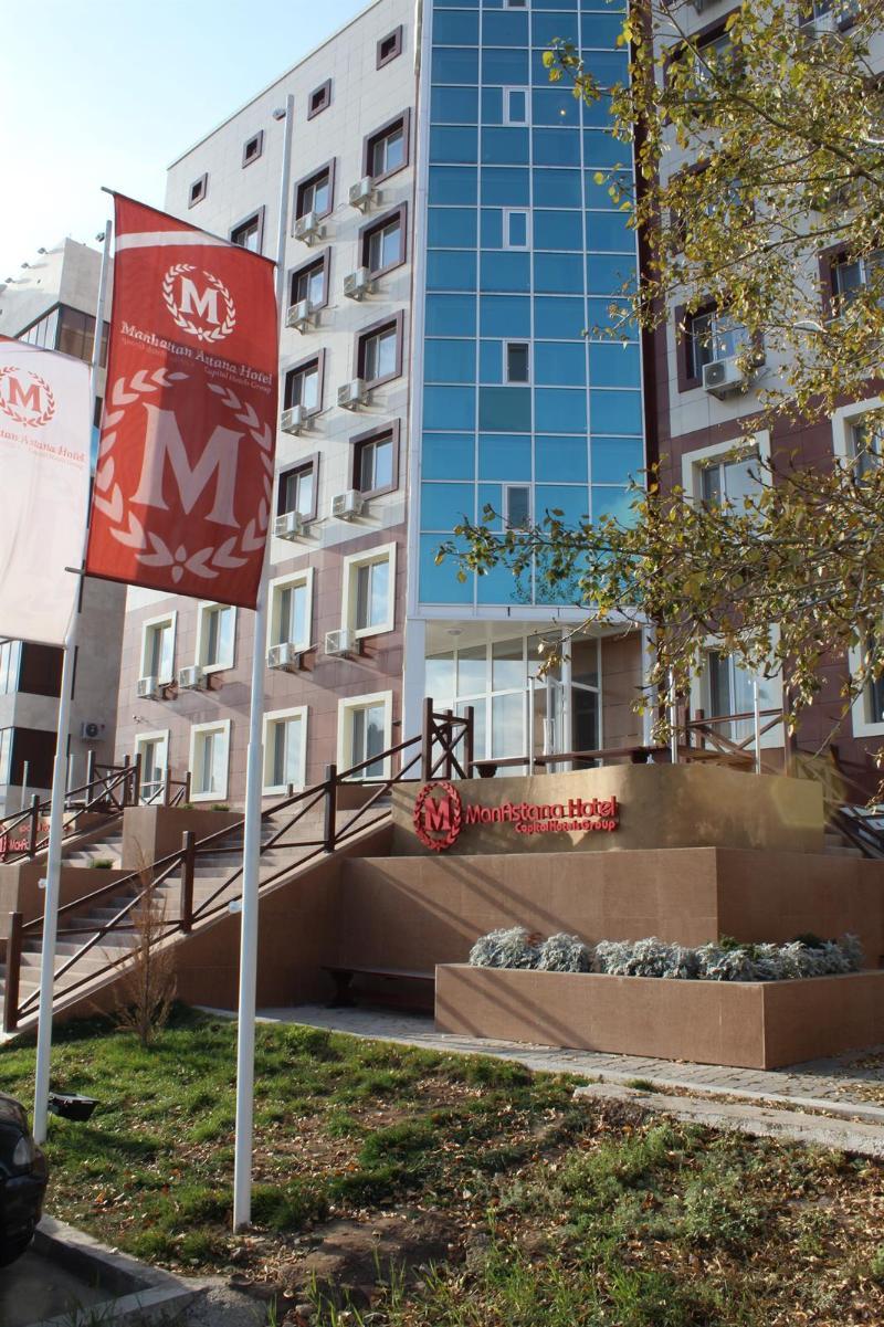 Manhattan Hotel 4*